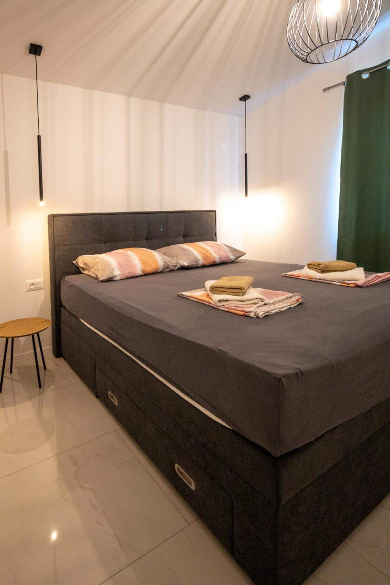Apartamento Ante & Ivano Biograd With Pool