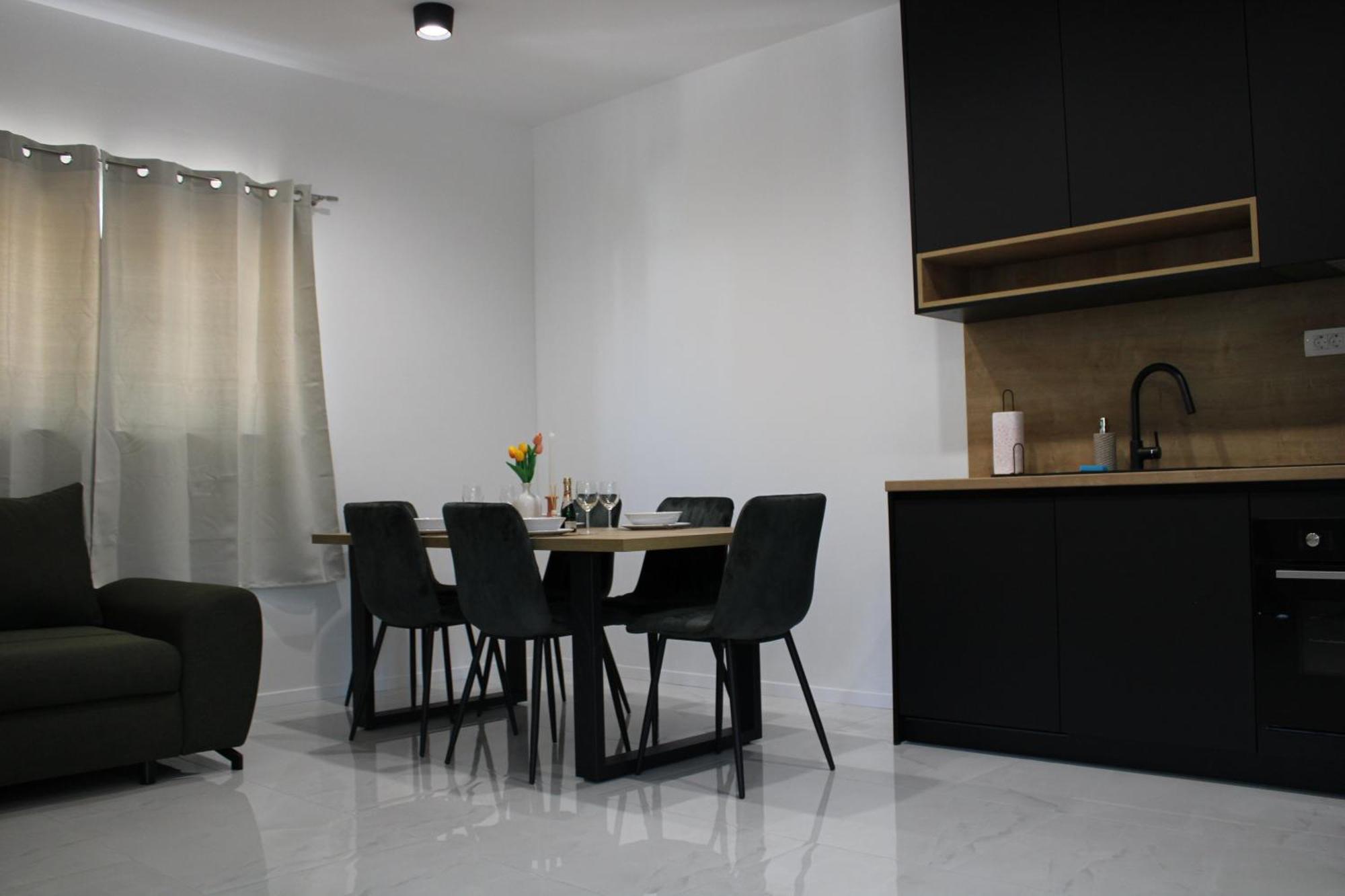 Ante & Ivano Biograd With Pool Apartamento