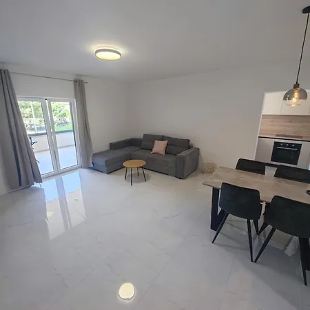 Apartmani Ante & Ivano Biograd With Pool Biograd Na Moru Exterior photo