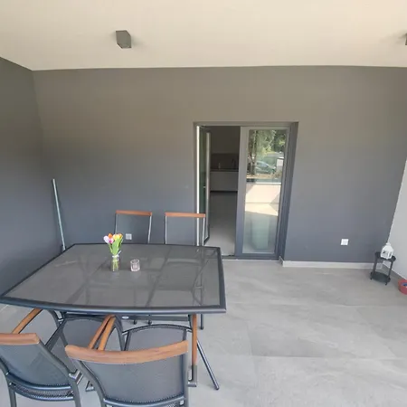 Apartmani Ante & Ivano Biograd With Pool Biograd Na Moru Exterior photo