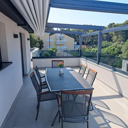 Apartmani Ante & Ivano Biograd With Pool Biograd Na Moru Exterior photo