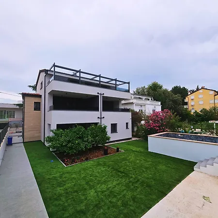 Apartmani Ante & Ivano Biograd With Pool Biograd Na Moru Exterior photo
