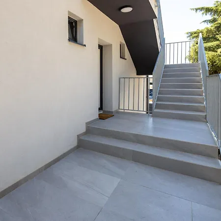 Apartmani Ante & Ivano Biograd With Pool Biograd Na Moru Exterior photo