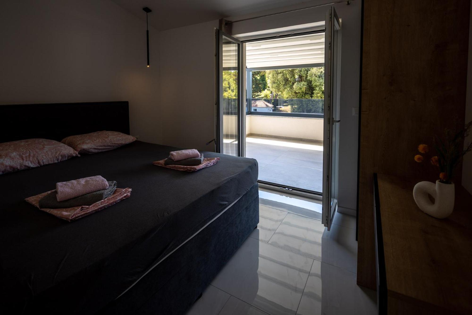 Ante & Ivano Biograd With Pool Apartment