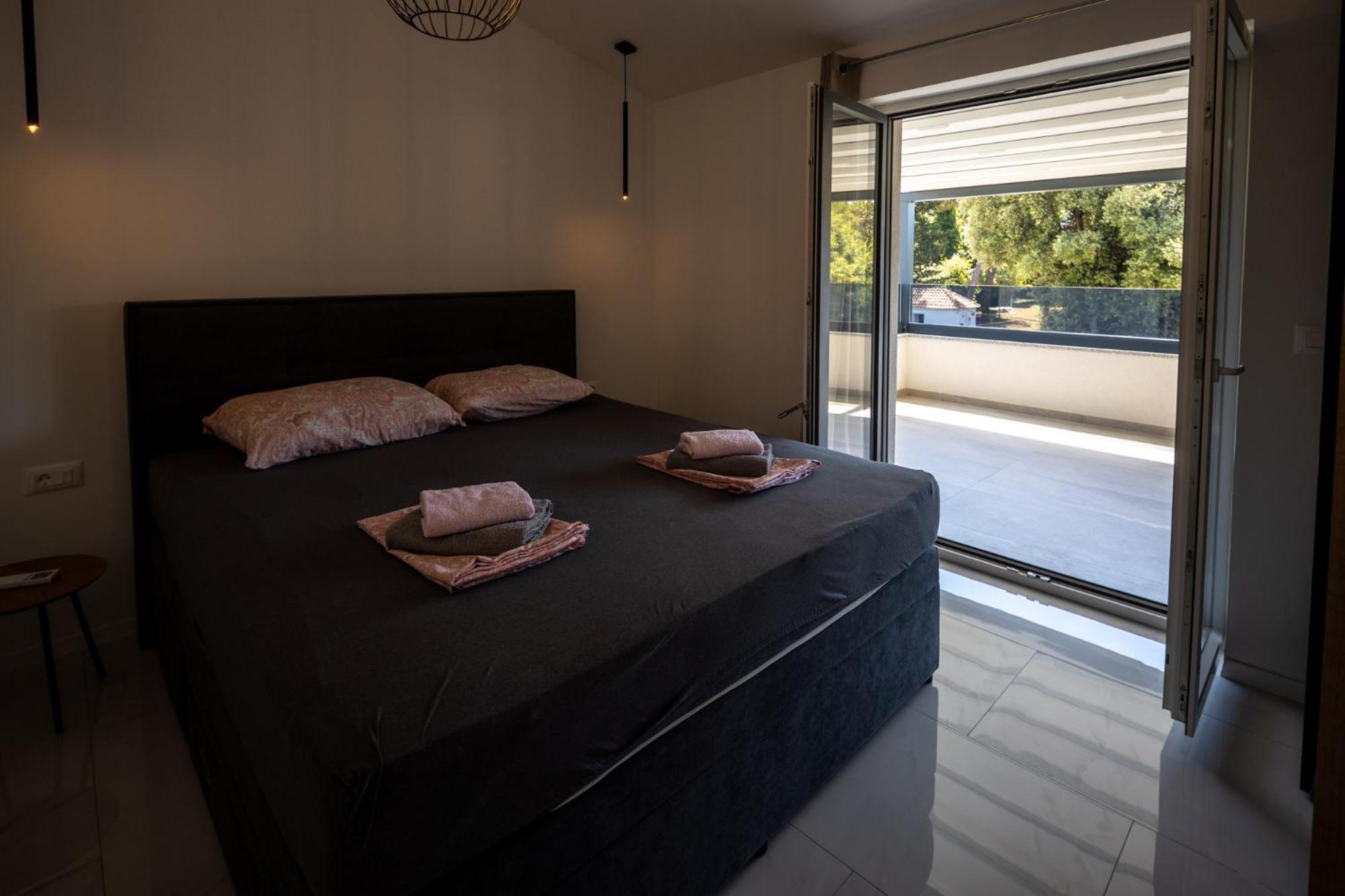 Ante & Ivano Biograd With Pool Biograd Na Moru