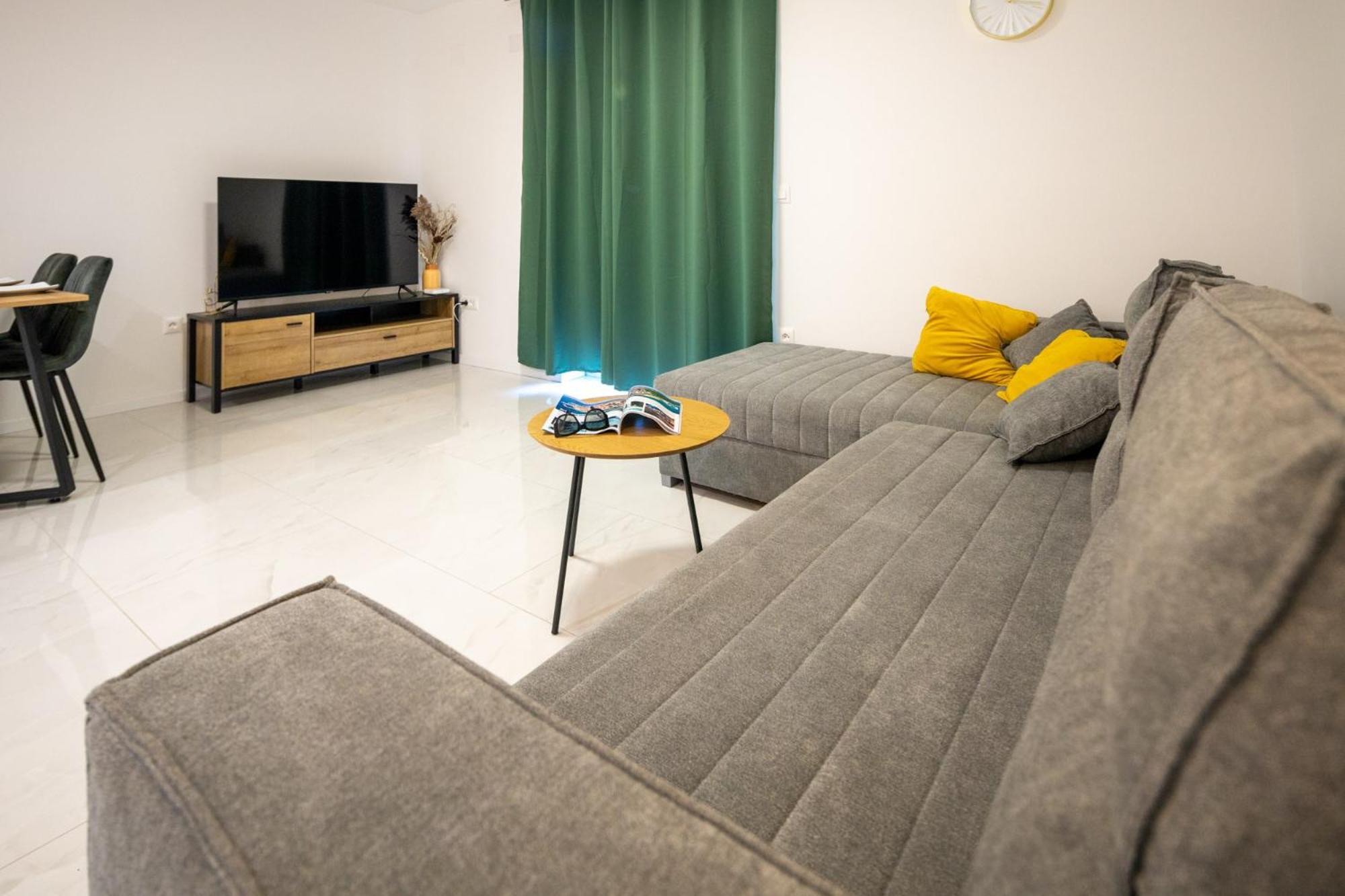 Apartment Ante & Ivano Biograd With Pool Biograd Na Moru