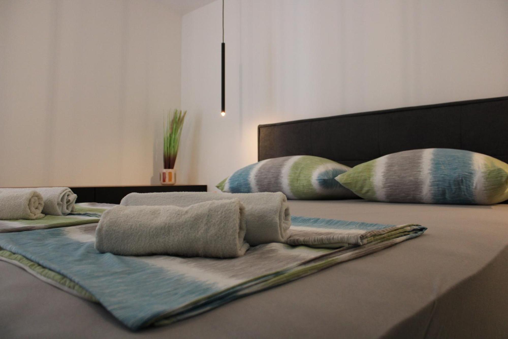 Ante & Ivano Biograd With Pool Apartment *